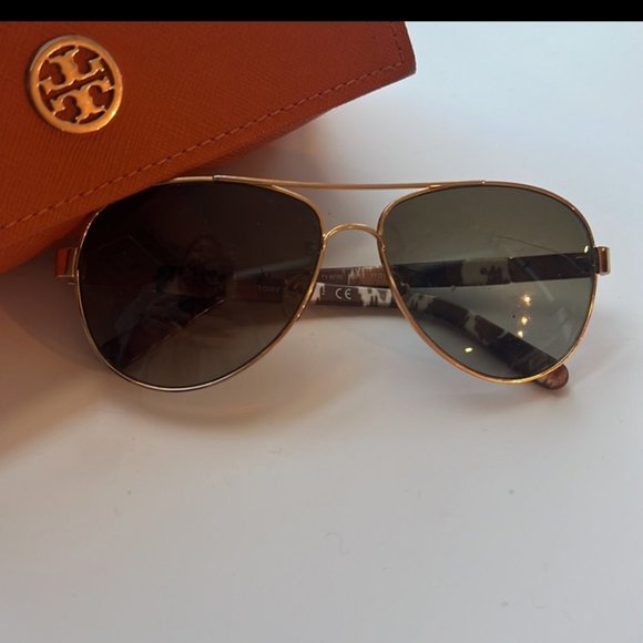 Tory Burch Accessories - - Tory Burch sunglasses